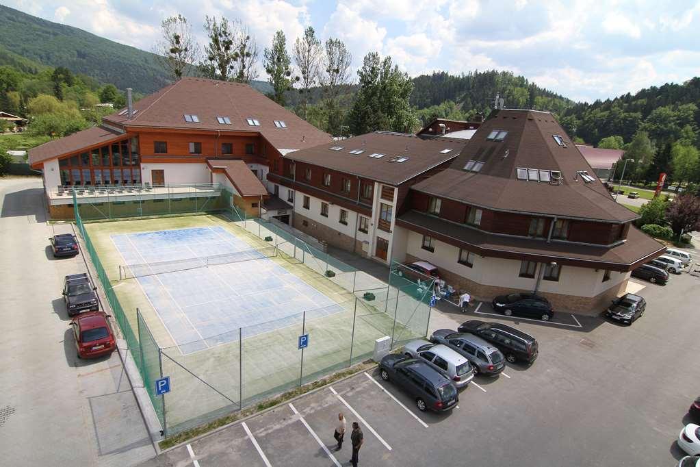 Hotel Horal Rožnov pod Radhoštěm 외부 사진