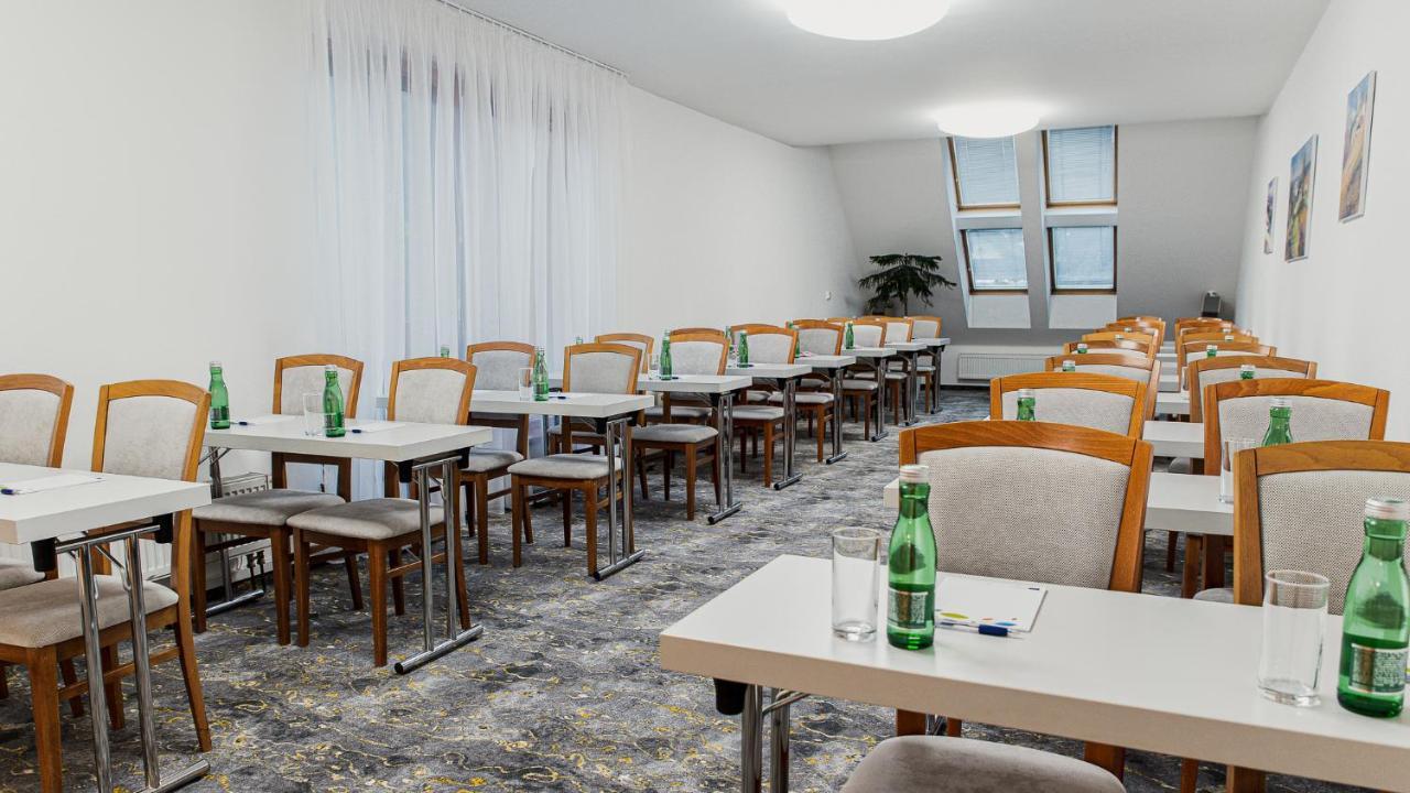 Hotel Horal Rožnov pod Radhoštěm 외부 사진
