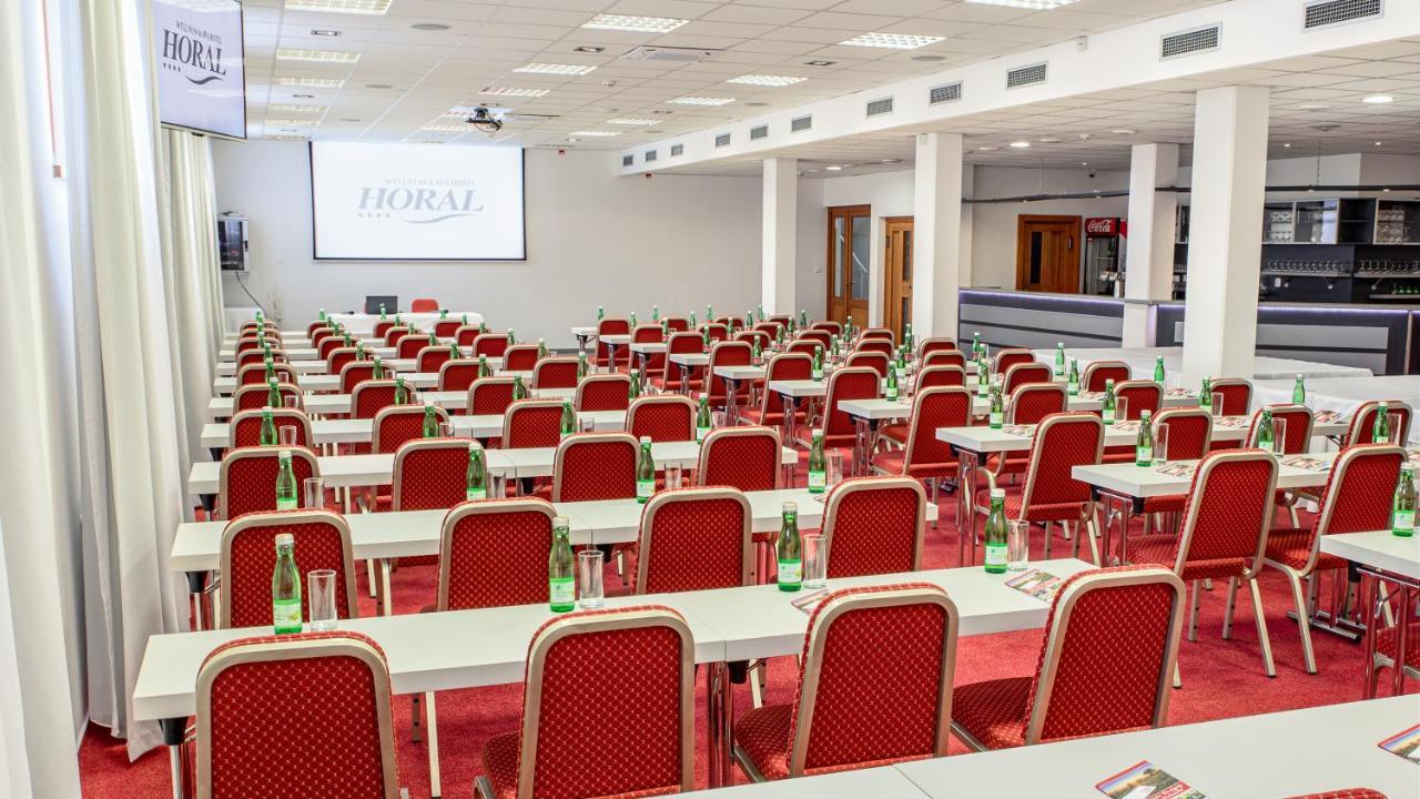 Hotel Horal Rožnov pod Radhoštěm 외부 사진