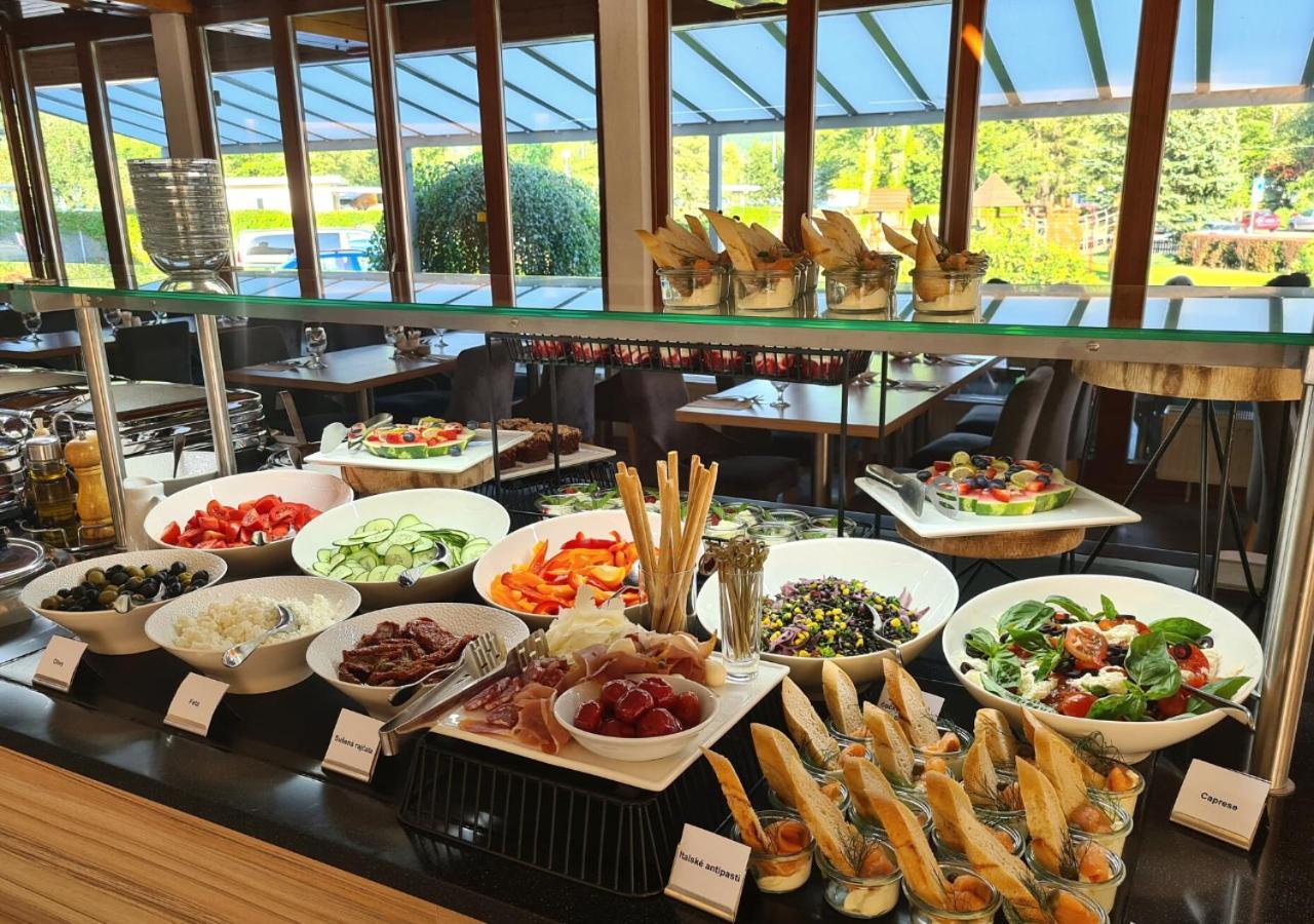 Hotel Horal Rožnov pod Radhoštěm 외부 사진