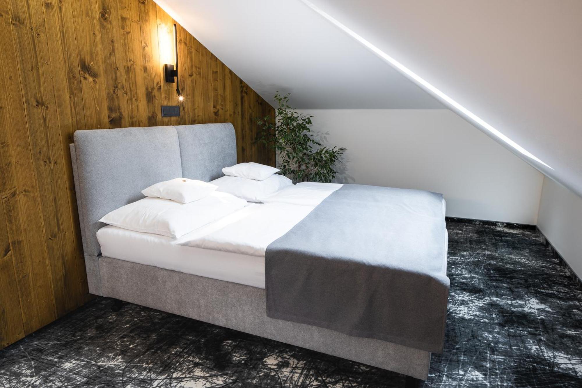 Hotel Horal Rožnov pod Radhoštěm 외부 사진